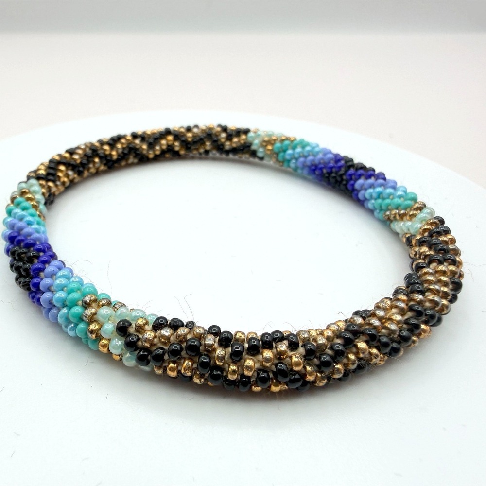 Vintage Y2K Boho Artisan Blue Spiral Seed Bead Crochet Rope Bracelet Jewelry 90s